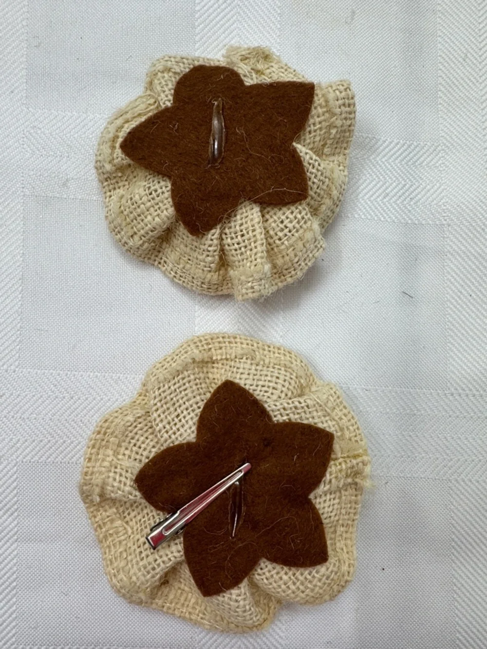 Burlap Flower Accent Set of 9 in Beige and Brown - Rustic Home Accents